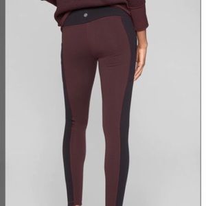 ✨ATHLETA Polartec Fleece Lined Leggings
